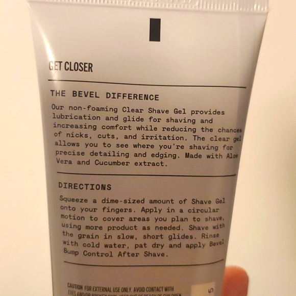 Brand new Bevel Clear Shave Gel - Picture 2 of 4
